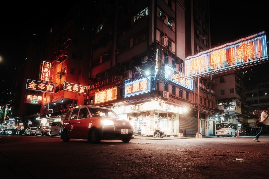 财政部在香港成功发行2025年第四期125亿元人民币国债